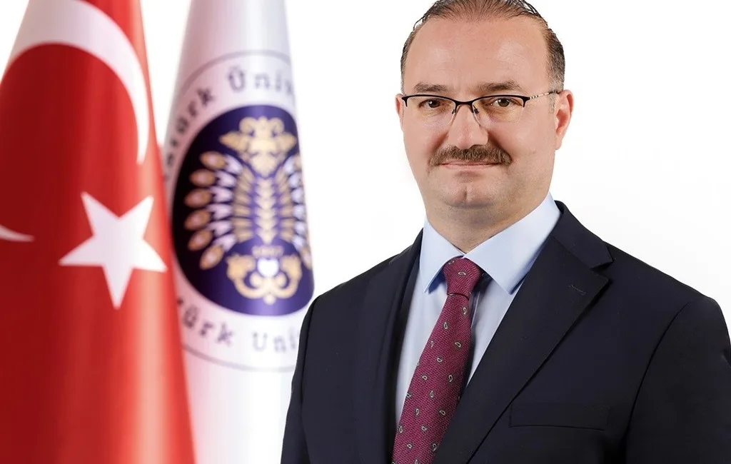ATATÜRK ÜNİVERSİTESİ’NDEN KURTULUŞ VE İSTİKLAL MARŞI MESAJI Atatürk Üniversitesi Rektörü Prof. Dr. Ahmet Hacımüftüoğlu, Erzurum'un düşman işgalinden