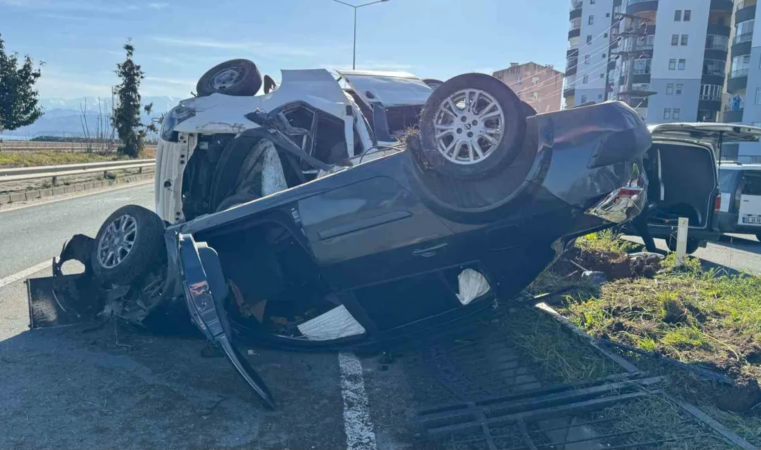 Rize'nin Pazar ilçesinde meydana gelen trafik kazasında 2 araç takla