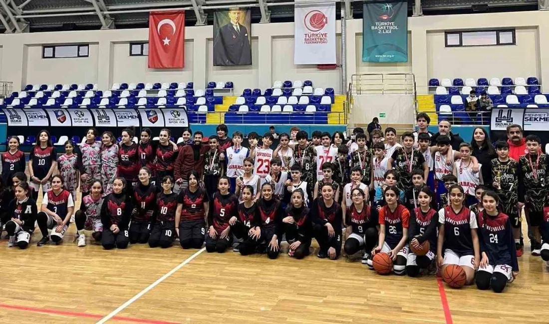 Sabancı Ortaokulu, Küçükler Basketbol İl Şampiyonasında hem kızlarda hem erkeklerde