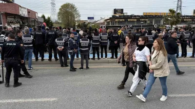İstanbul Büyükşehir Belediye Başkanı Ekrem İmamoğlu'nun tutuklanmasının ardından Sakarya'da izinsiz