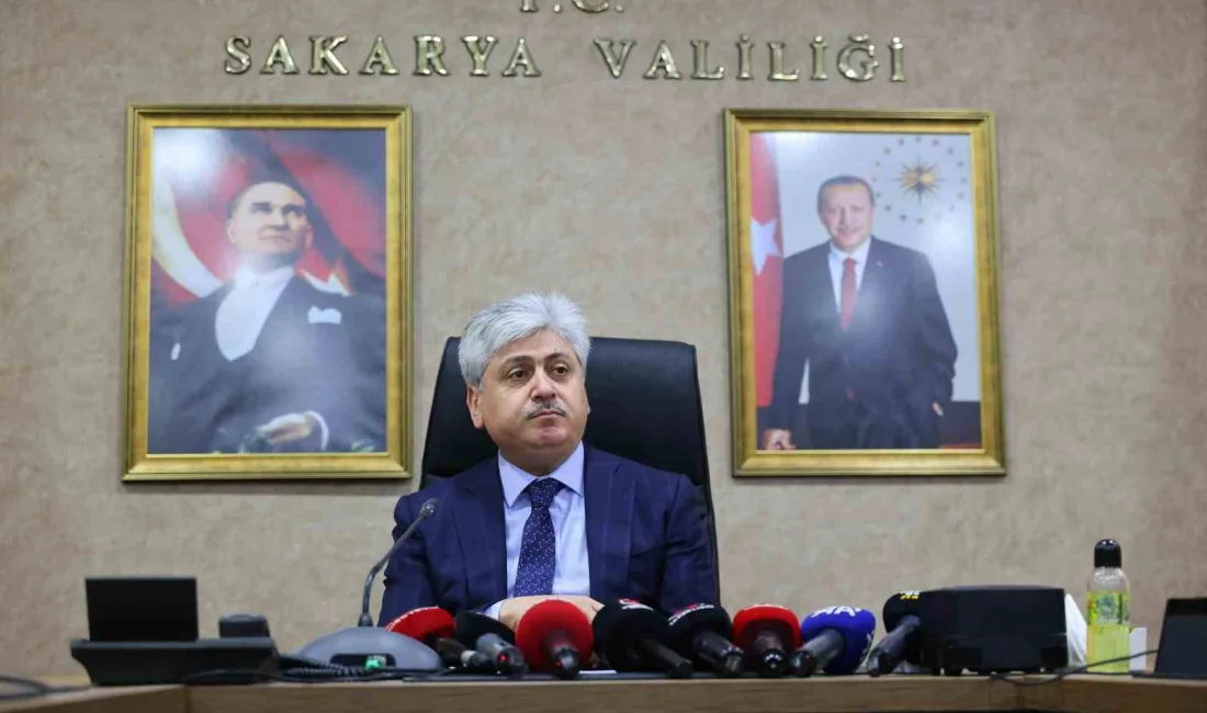 Sakarya'da gerçekleştirilen operasyonlar sonucunda uyuşturucu tacirleri ve kaçakçılar kıskıvrak yakalandı.