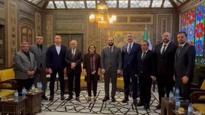 Şam'daki Emevi Camii'ne Gaziantepli halıcılar tarafından dokunan 5 bin 500