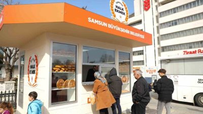 Samsun Büyükşehir Belediyesi, Ramazan’ın ilk gününde halk ekmek satış noktalarını