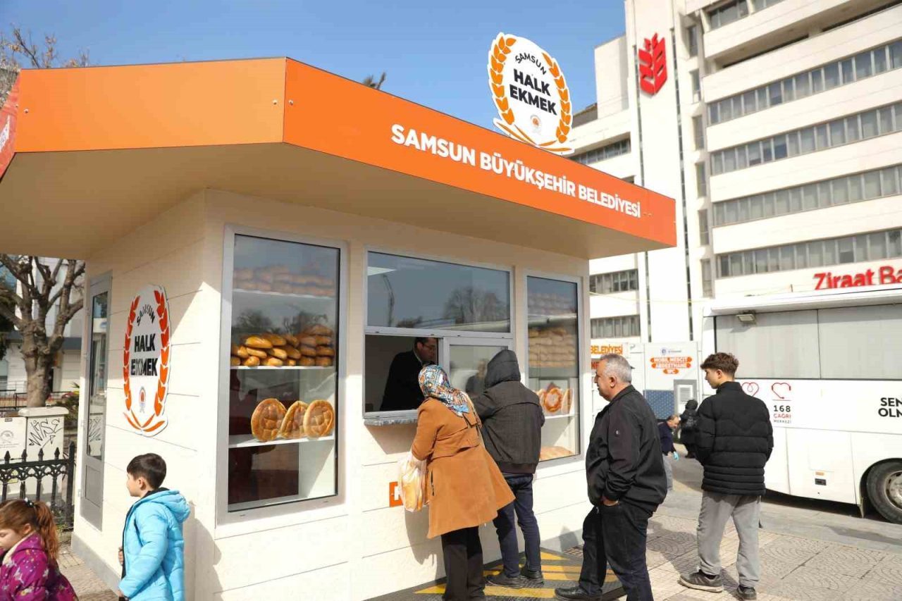 Samsun Büyükşehir Belediyesi, Ramazan’ın ilk gününde halk ekmek satış noktalarını