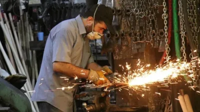 TÜİK'in Ocak ayı verilerine göre, Türkiye'de sanayi üretimi yıllık yüzde