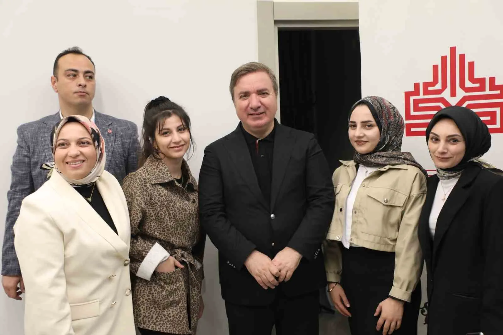 Erzincan'da şehit yakınları ve gaziler için düzenlenen iftar programına Vali