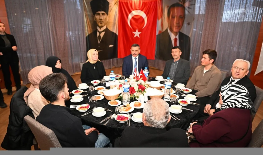 Erzurum Valisi Mustafa Çiftçi, şehit yakınlarıyla iftar programında bir araya