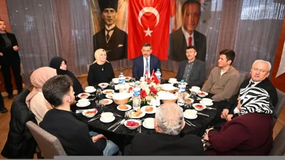 Erzurum Valisi Mustafa Çiftçi, şehit yakınlarıyla iftar programında bir araya