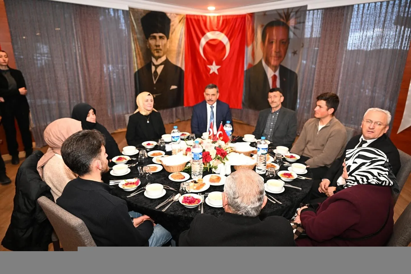 Erzurum Valisi Mustafa Çiftçi, şehit yakınlarıyla iftar programında bir araya