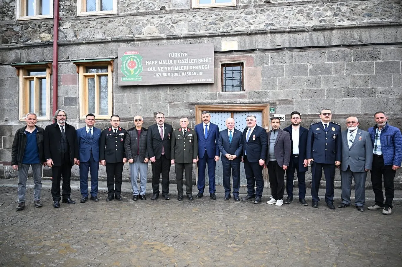 18 Mart Şehitleri Anma Günü ve Çanakkale Zaferi'nin yıldönümünde Erzurum