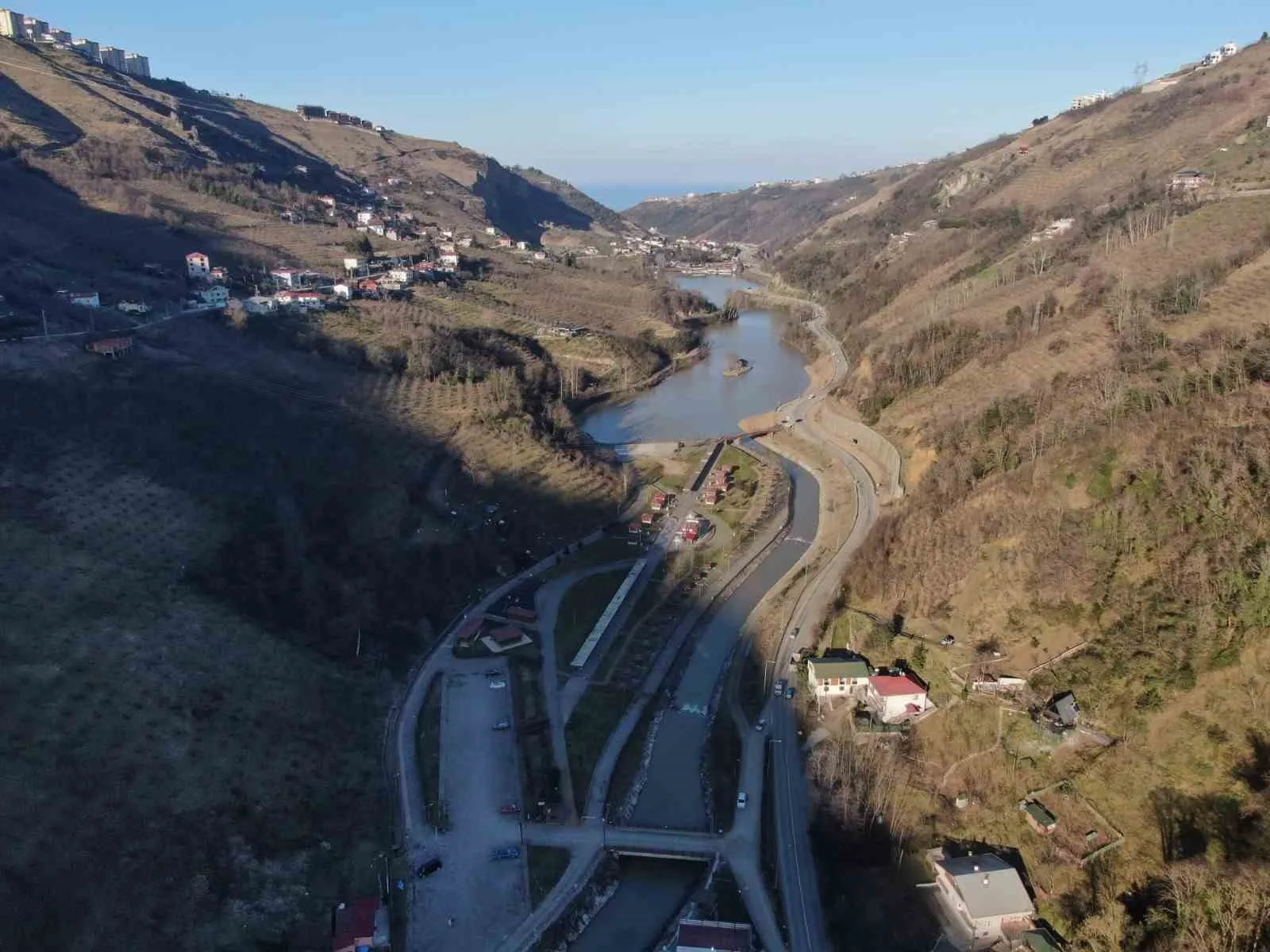 Trabzon'un Sera Gölü'nde yapılan balçık temizliği çalışmaları tamamlandı. Göle yaklaşık