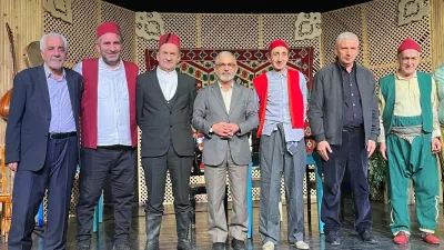 Erzurum'da seyircilerin beğenisini kazanan "Seyri Alem Erzurum" adlı tiyatro oyunu,