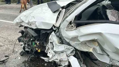 Sinop Türkeli ilçesindeki trafik kazasında iki otomobil çarpıştı, 7 kişi