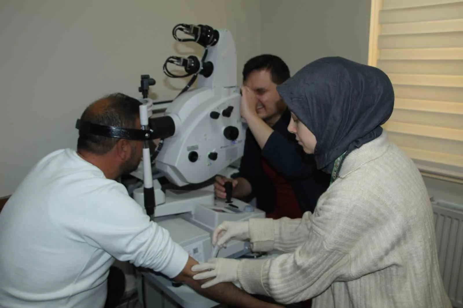 Şırnak Devlet Hastanesi’nde göz anjiyosu hizmeti başlayarak dış sevkleri azaltacaklarını