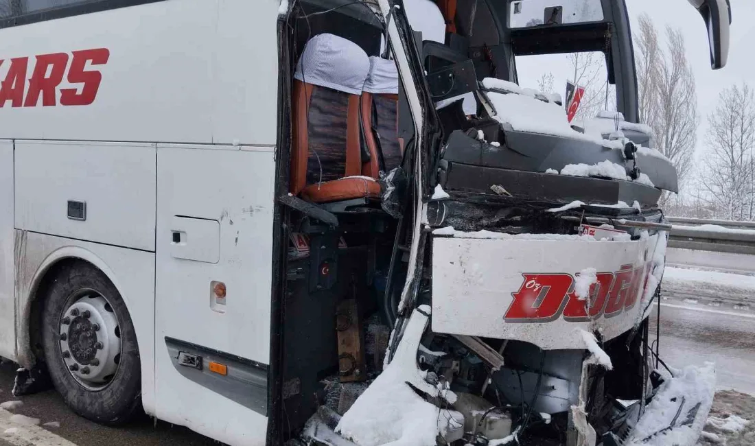 Sivas'ın Suşehri ilçesinde meydana gelen kaza sonucu 6 kişi yaralandı.