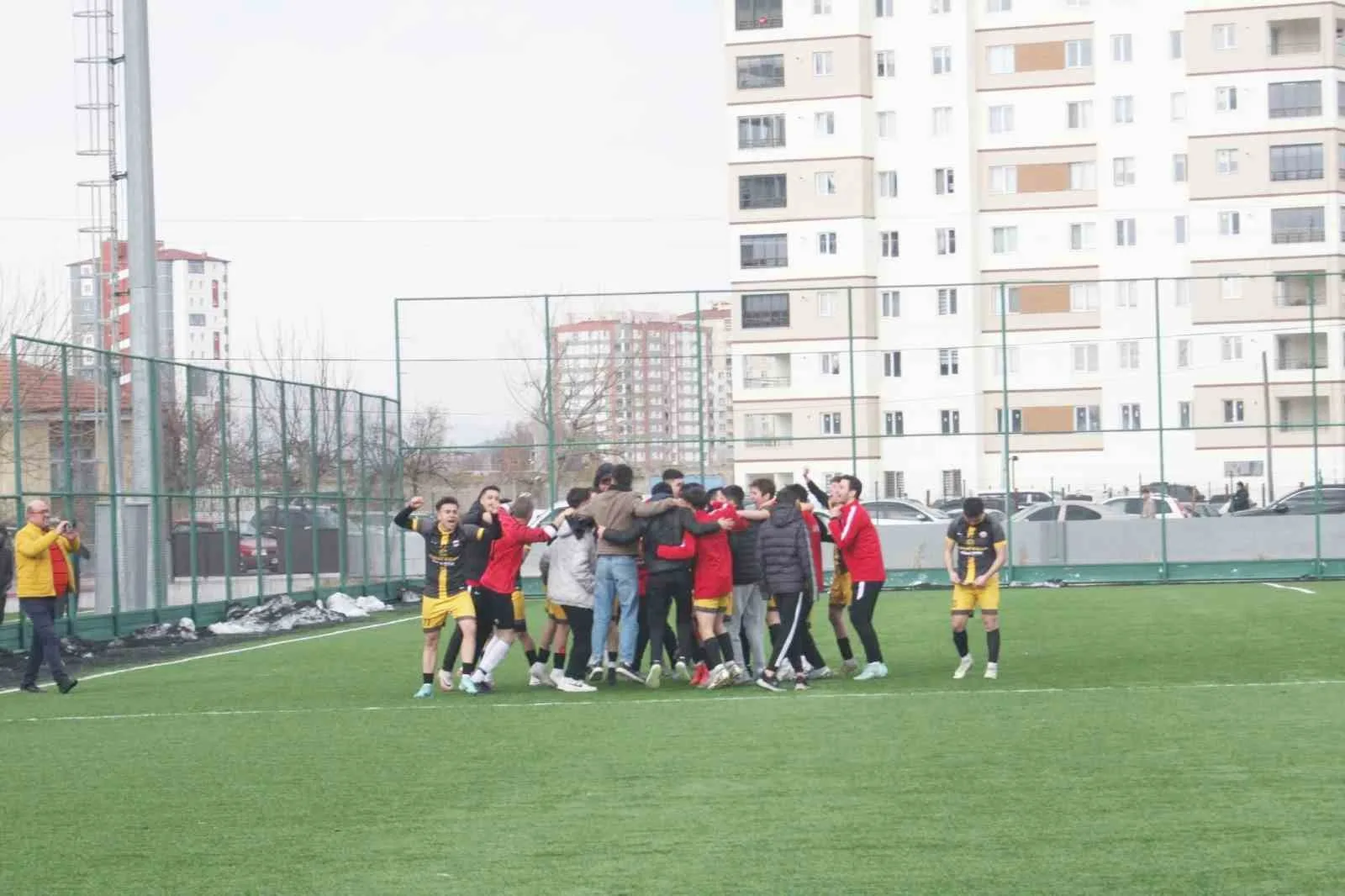 Kayseri 1. Amatör Küme Play-Off finalinde Talas Anayurtspor, penaltılarla Kayseri