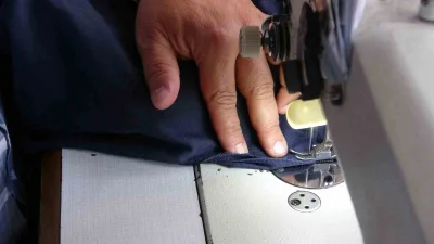 Erzincan'daki terziler, Ramazan Bayramı'na hazırlık için gelen vatandaşların yoğun talebi