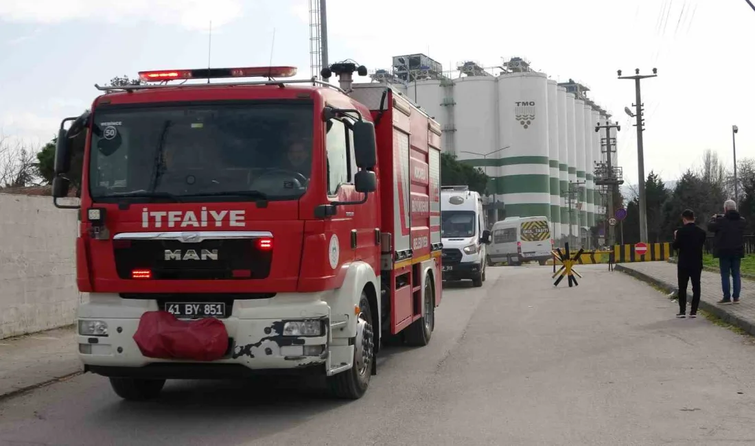 Kocaeli'deki Toprak Mahsulleri Ofisi silolarında çıkan yangın, çalışanlar tarafından kontrol