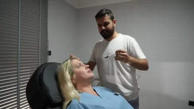 Plastik, Rekonstrüktif ve Estetik Cerrahi Uzmanı Opr. Dr. Emre Kıymık,