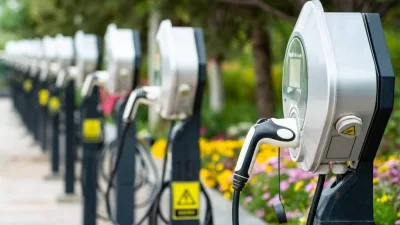 Trabzon'da, Büyükşehir Belediyesi ile KTÜ arasındaki iş birliği sonucunda elektrikli