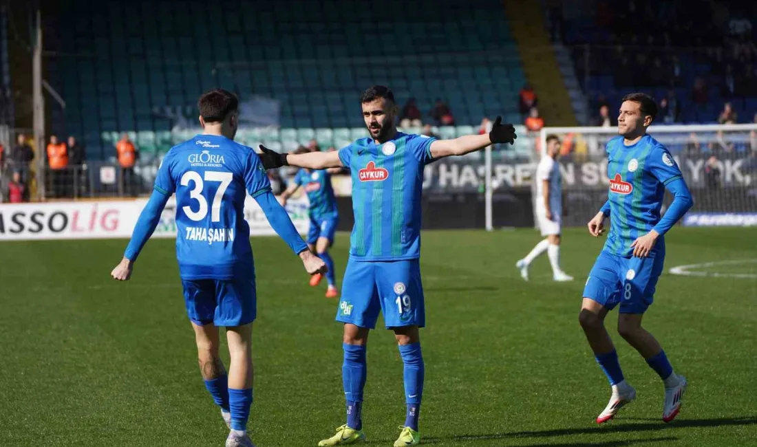 Çaykur Rizespor, Alanyaspor'u 3-1 mağlup ederek galibiyetle ayrıldı. Ghezzal, Sowe