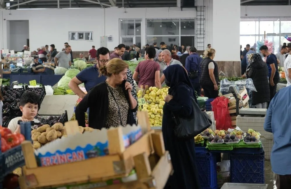 TÜİK ve TCMB tarafından yapılan anket sonuçlarına göre tüketici güven