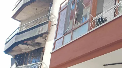 Ankara Keçiören'de mutfak tüpünün patlaması sonucu çıkan yangın evi kullanılamaz