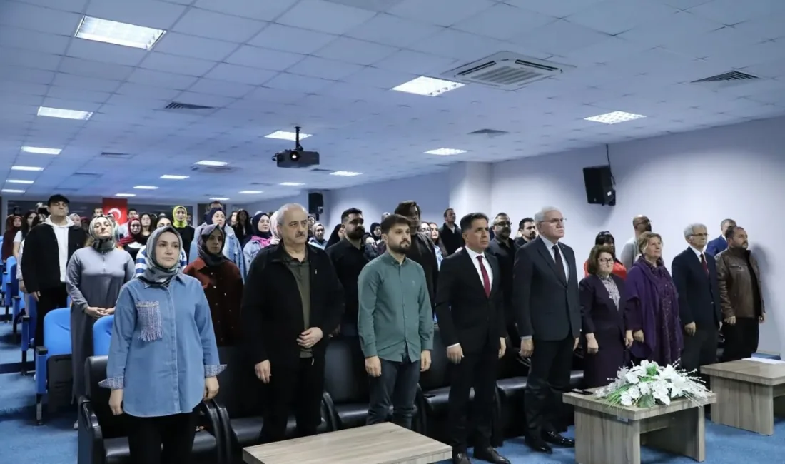 Erzincan Binali Yıldırım Üniversitesi'nde "Türkiye Cumhuriyetinin Vatandaşlık Tasarımı Olarak İstiklal