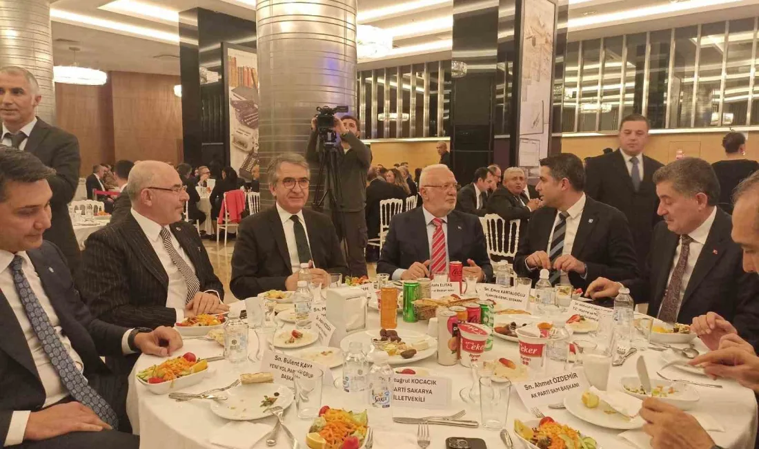 TÜRMOB tarafından düzenlenen geleneksel iftar yemeği, Emre Karaoğlu'nun konuşmasıyla son