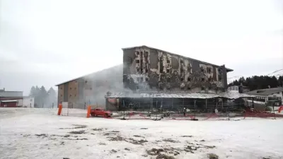 Uludağ’da dün sabah meydana gelen otel yangını sonrası, milli kayakçı