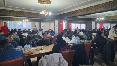 Erzurum'da uluslararası öğrenciler, ERULDER'in düzenlediği iftar programlarında bir araya gelerek