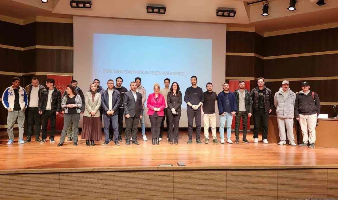 2025 Aile Yılı kapsamında Erzurum'da gerçekleşen konferansta, aile kurumunun gençler