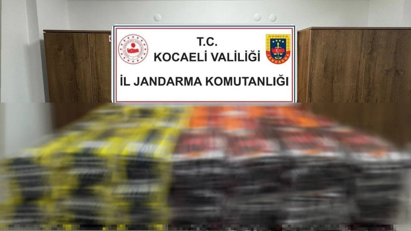 Kocaeli'nin Körfez ilçesinde jandarma, ihbar üzerine sahte bin 320 futbol