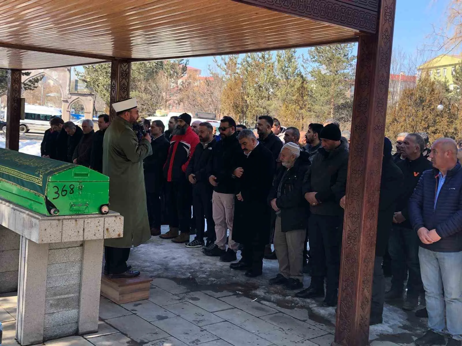 Erzurumlu gazeteci Güven Uşun'un babası Abdullah Uşun, hastanede tedavi gördüğü