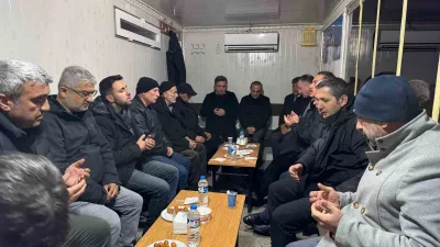 Erzincan Valisi Hamza Aydoğdu, Recep Demirci ve Hasan Dayıkaraca'ya babalarının