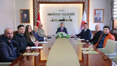 Bayburt Valisi Mustafa Eldivan, ildeki asayiş olaylarını paylaştığı toplantıda suç