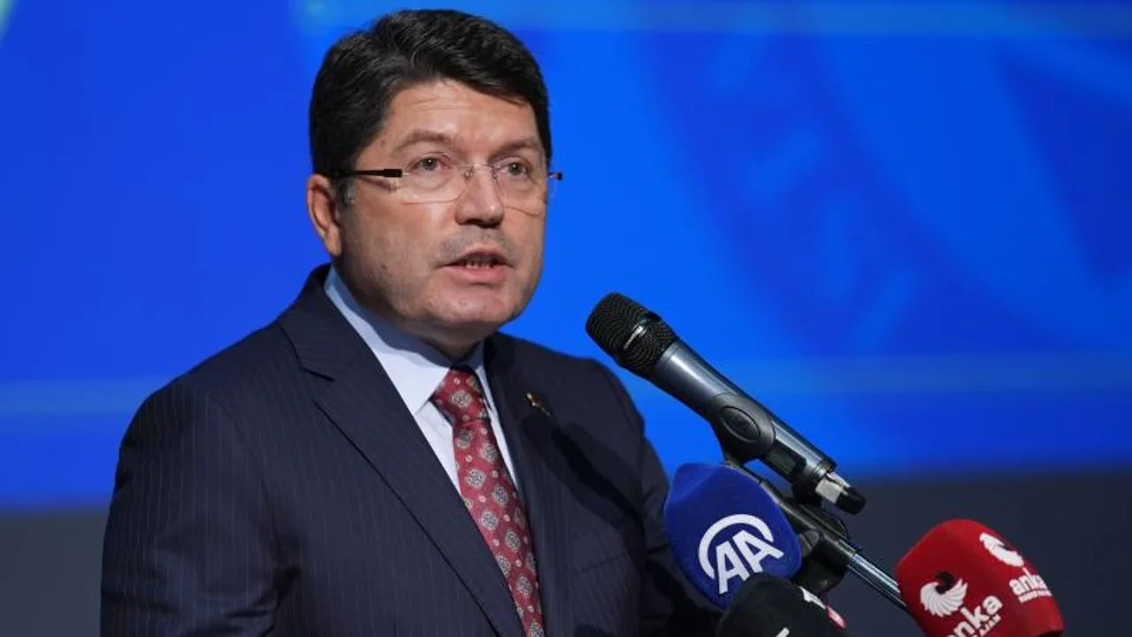 Adalet Bakanı Yılmaz Tunç, Ekrem İmamoğlu'nun da içinde bulunduğu İstanbul