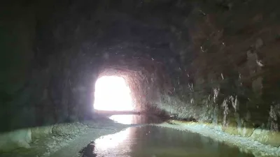 Erzincan'ın Kemaliye ilçesinde 132 yılda tamamlanan taş yol, eriyen kar