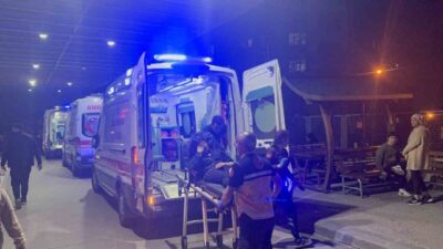 Kocaeli’nin Gebze ilçesinde 15 yaşındaki iki kızın kavgasında bir kişi