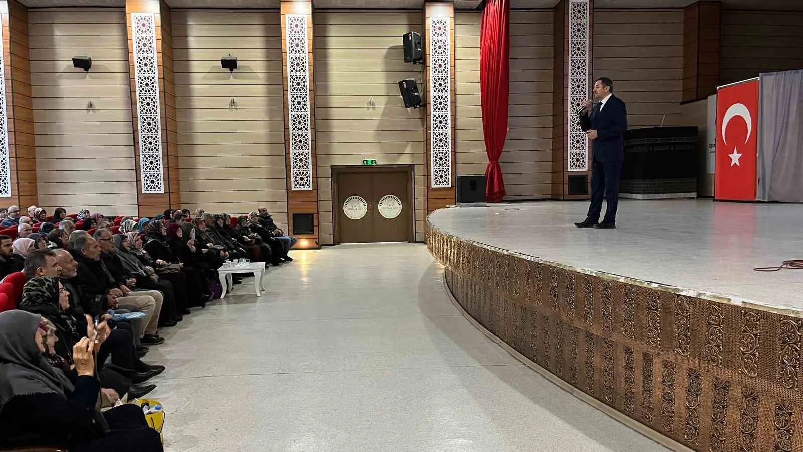 Erzincan’da 2025 yılında hac ibadeti için kutsal topraklara gidecek olan