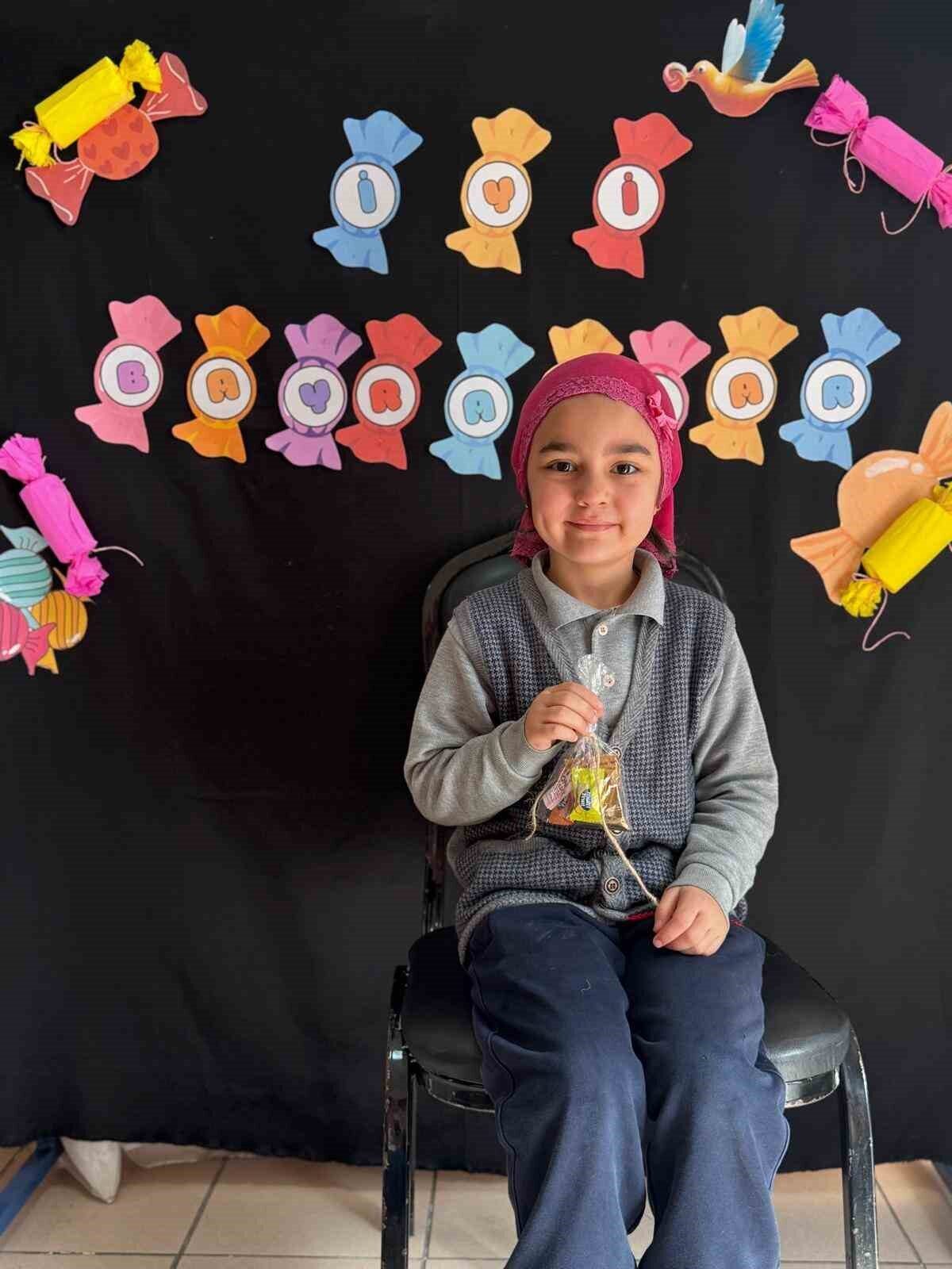 23 Nisan Ulusal Egemenlik ve Çocuk Bayramı kutlamalarına katıldıktan sonra