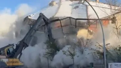 Kahramanmaraş merkezli 6 Şubat 2023 depremlerinden etkilenen Malatya’da ağır hasarlı