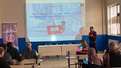 Akyaka’da düzenlenen bilgilendirme etkinliğinde vatandaşlara siber suçlar ve dijital güvenlik
