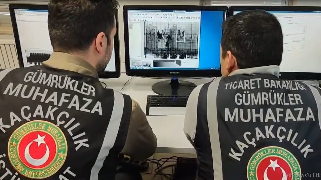 Çıldır-Aktaş Gümrük Kapısı’nda düzenlenen operasyonda bir çok uyuşturucu ve silah