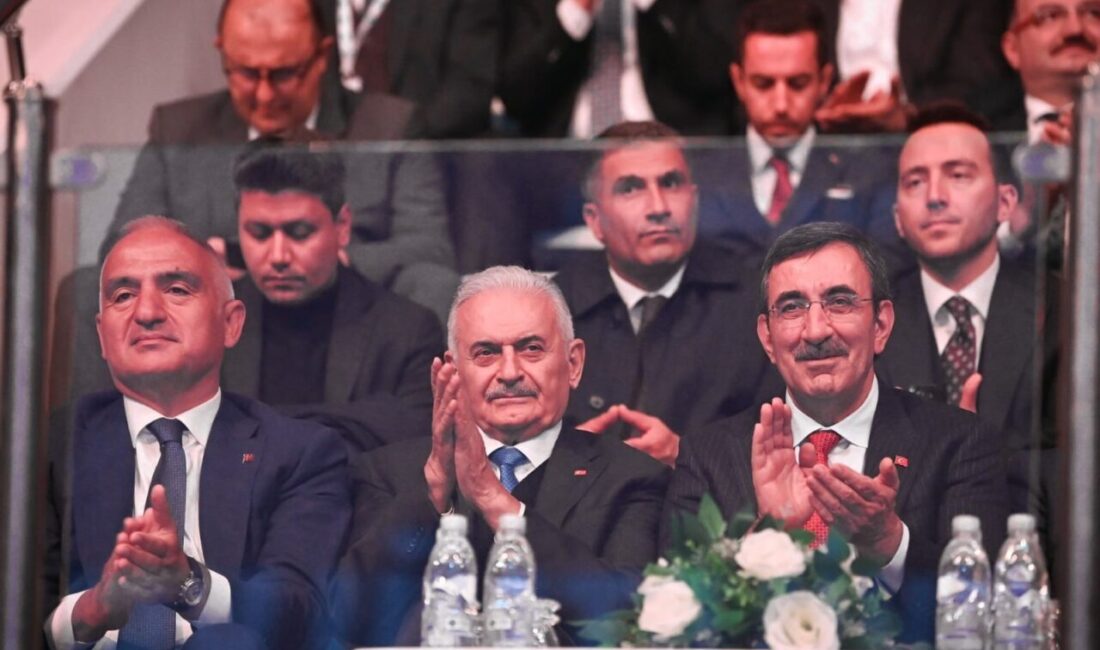 Kültür ve Turizm Bakanı Mehmet Nuri Ersoy, “Erzurum, geçmişle geleceği,