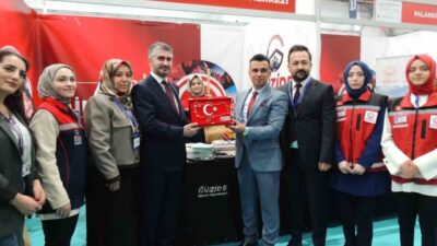 Recep Tayyip Erdoğan Fuar Merkezi’nde düzenlenen KUDAKAF’25 Kuzeydoğu Anadolu Kariyer