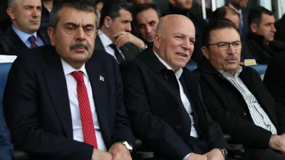 ERZURUM (İHA) – Erzurum Büyükşehir Belediye Başkanı Mehmet Sekmen, Milli