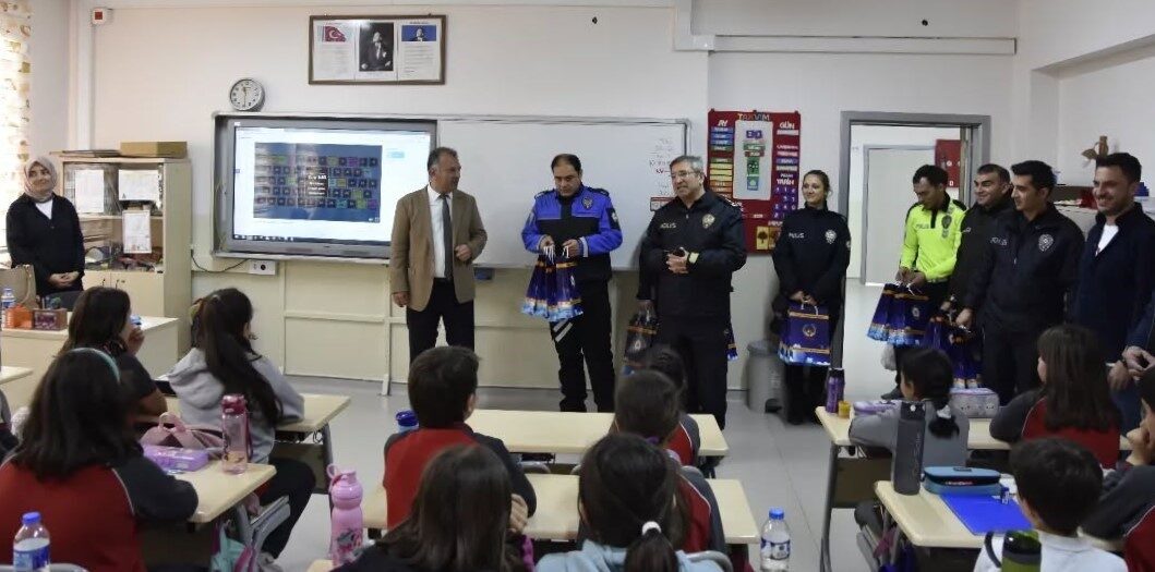 23 Nisan Ulusal Egemenlik ve Çocuk Bayramı dolayısıyla Bayburt İl