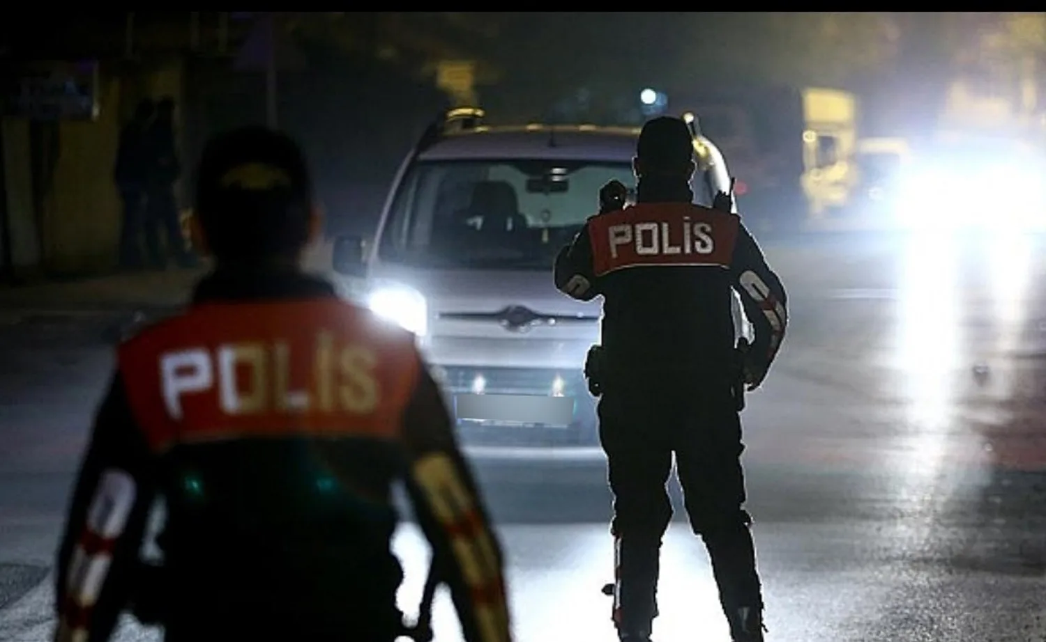 Bayburt İl Emniyet Müdürlüğü, gerçekleştirdiği huzur ve güven uygulamasında 14