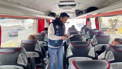 Erzincan İl Emniyet Müdürlüğü ekipleri, "Bilinçli Yolcular, Uyuşturucusuz Yollar" projesi